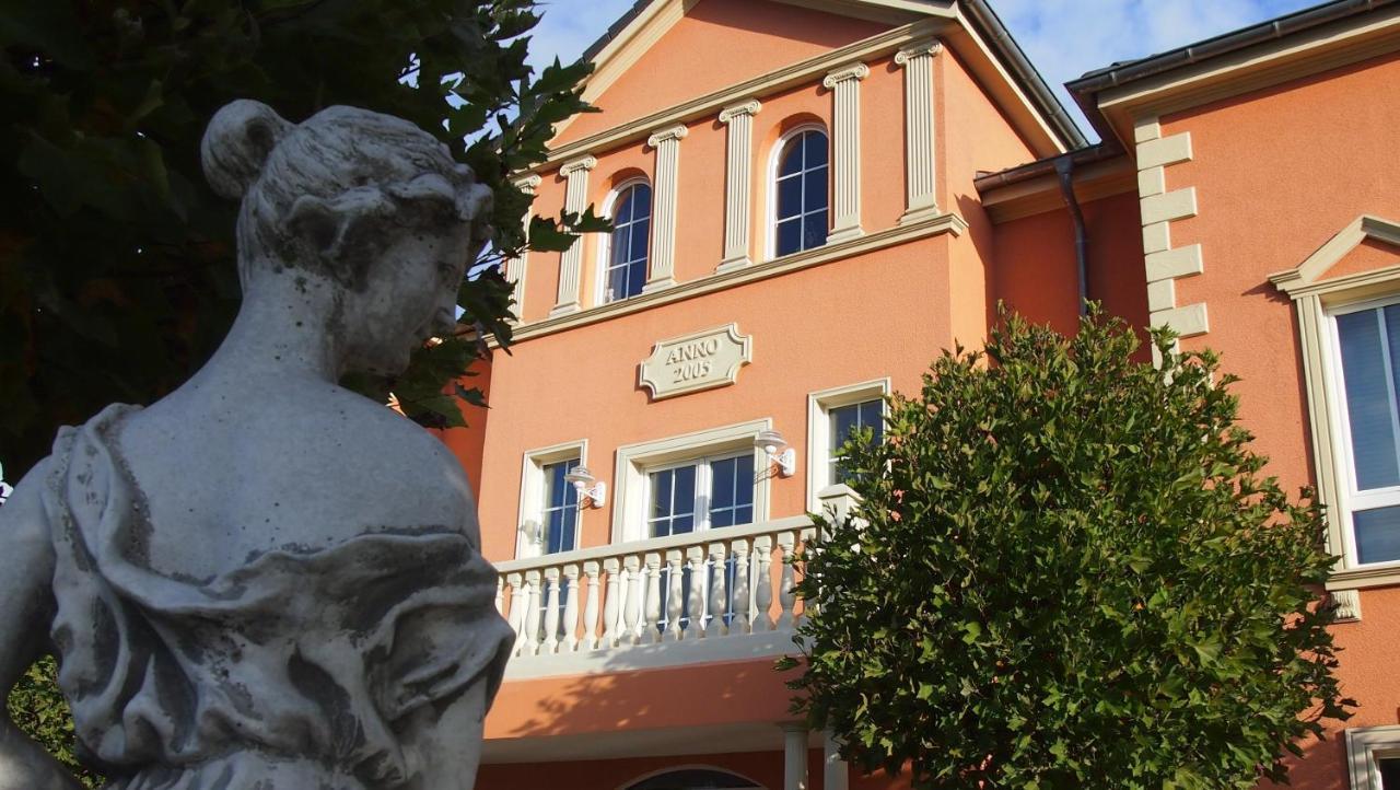 Hotel Garni Am Schloss Kottenheim Exteriér fotografie